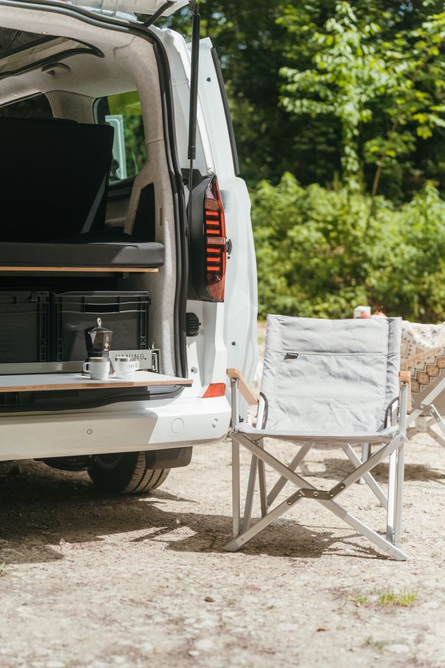 Camper Ausbau Schweiz: Two Stories Camper Dekoration