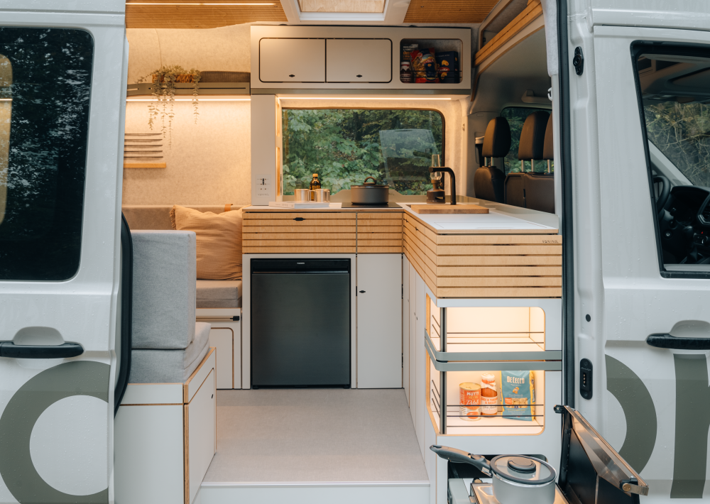 VW Crafter Camper: Küche